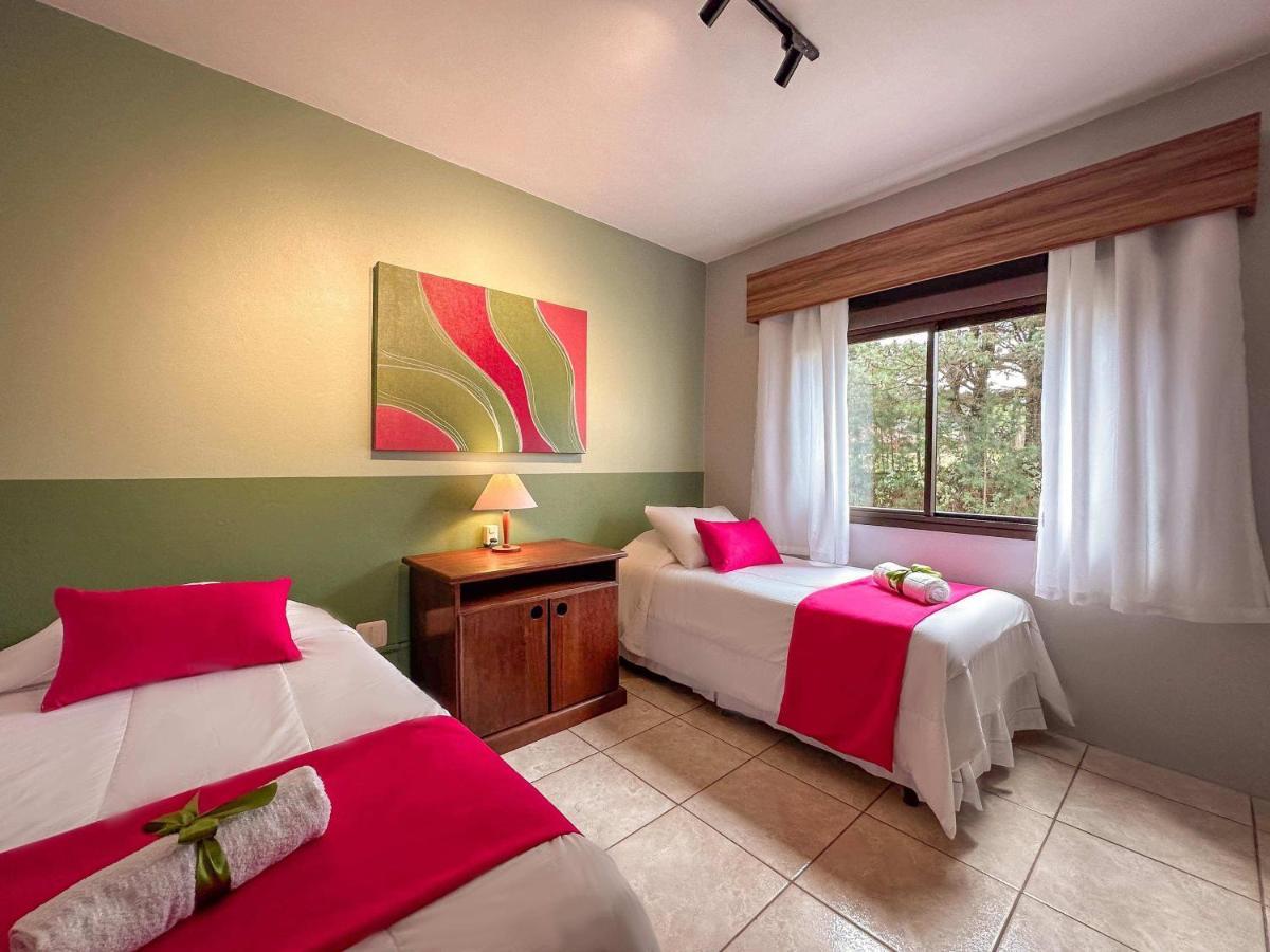 Luzzy Hotel Канела Экстерьер фото