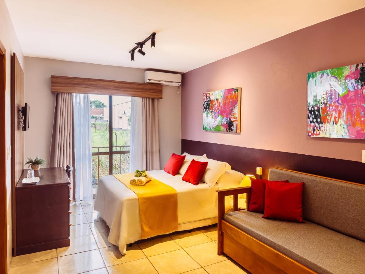 Luzzy Hotel Канела Экстерьер фото