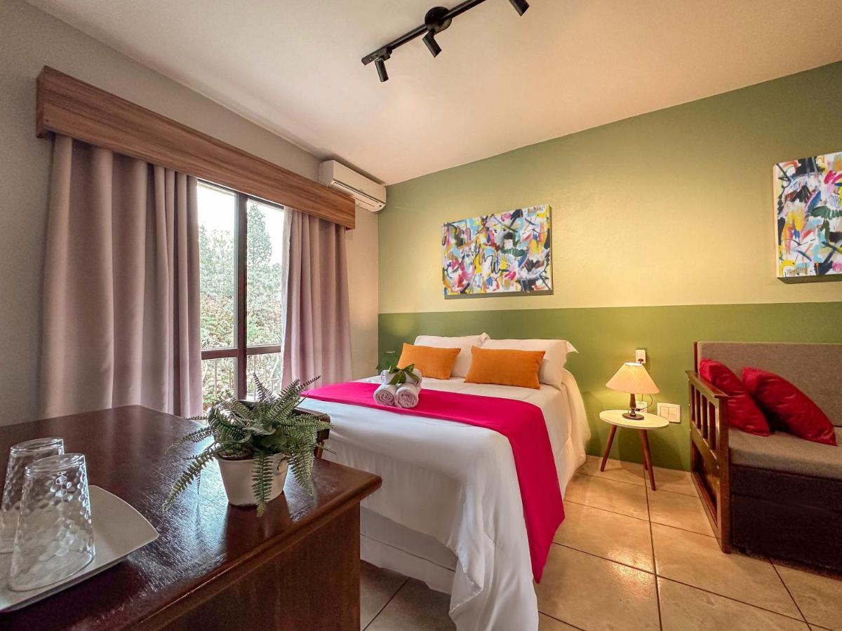Luzzy Hotel Канела Экстерьер фото