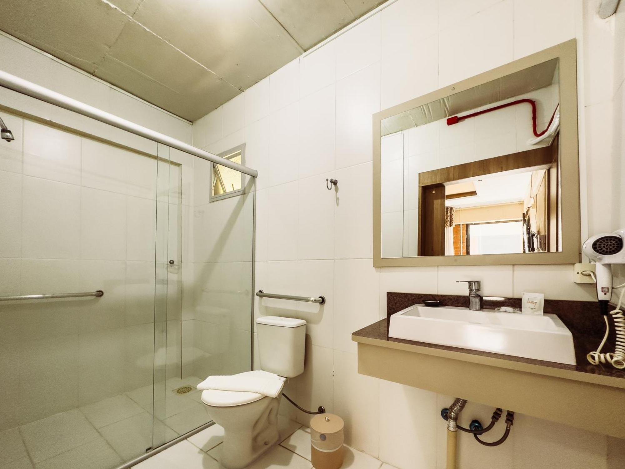 Luzzy Hotel Канела Экстерьер фото