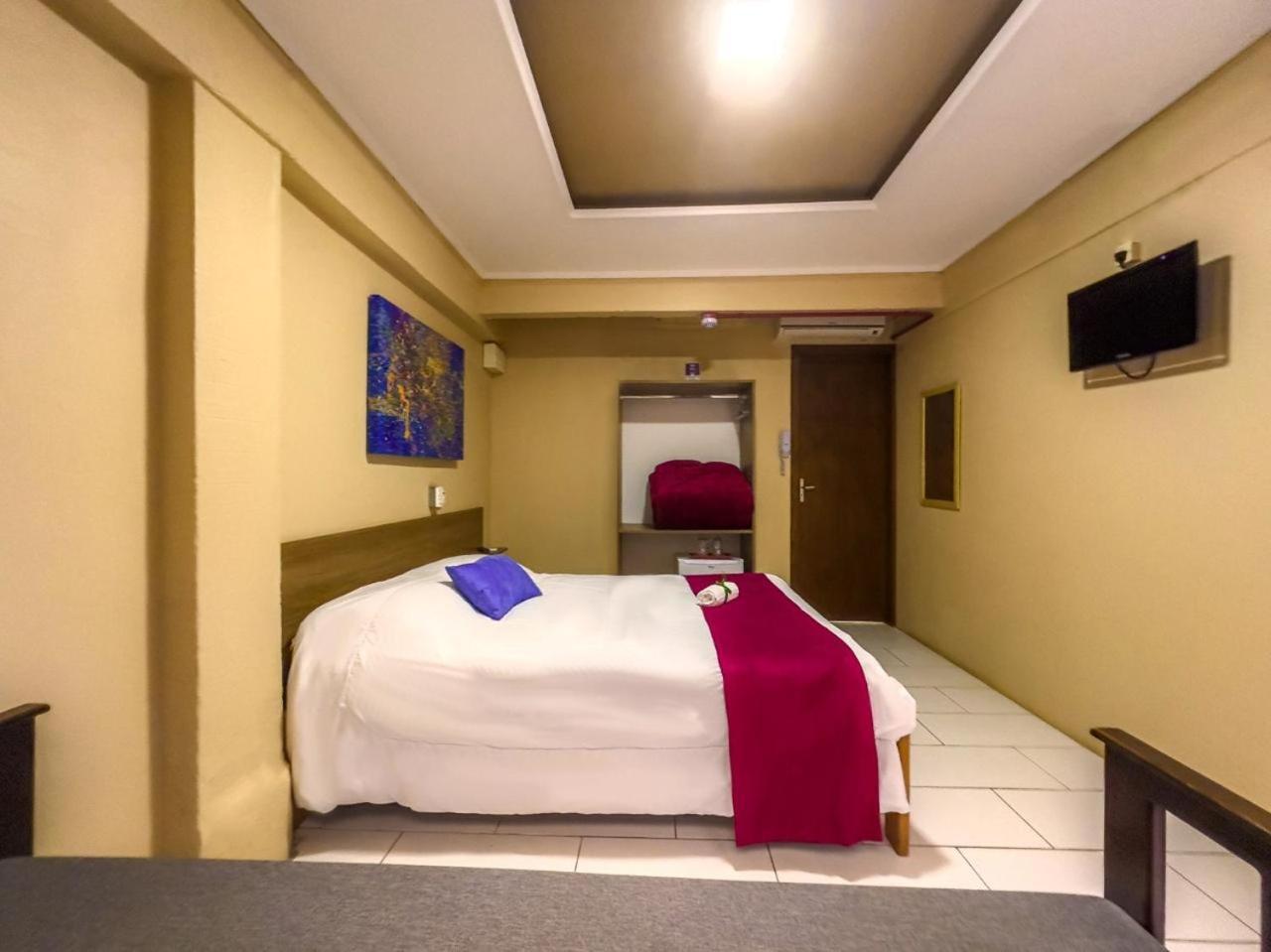 Luzzy Hotel Канела Экстерьер фото